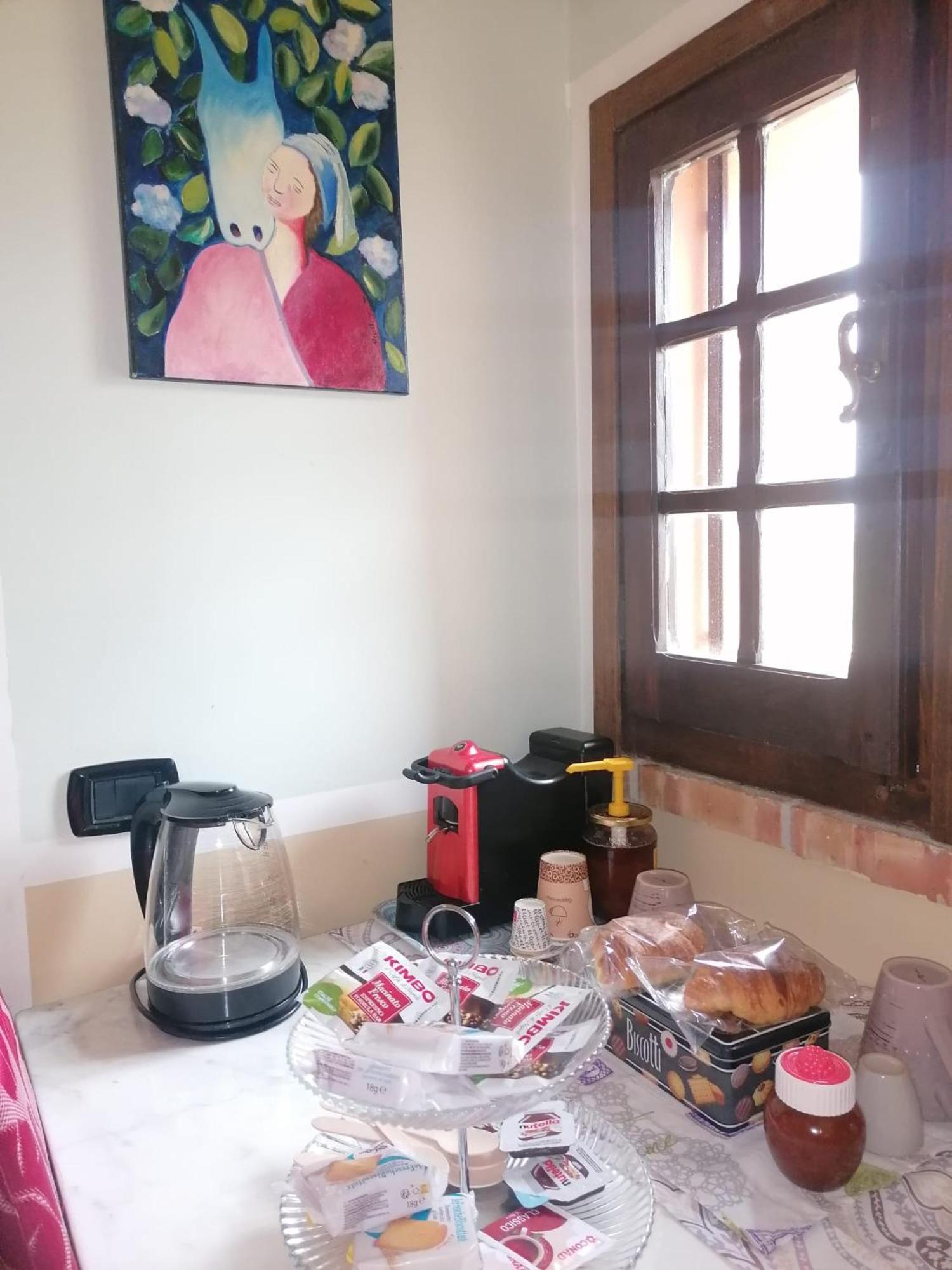 Casale Cavatella Bed & Breakfast Sermoneta Exterior photo